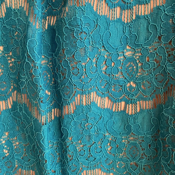 NWT LOVE FIRE Teal Lace, Lined Sleeveless Shirt Top Blouse Boho Blouse - Picture 3 of 9